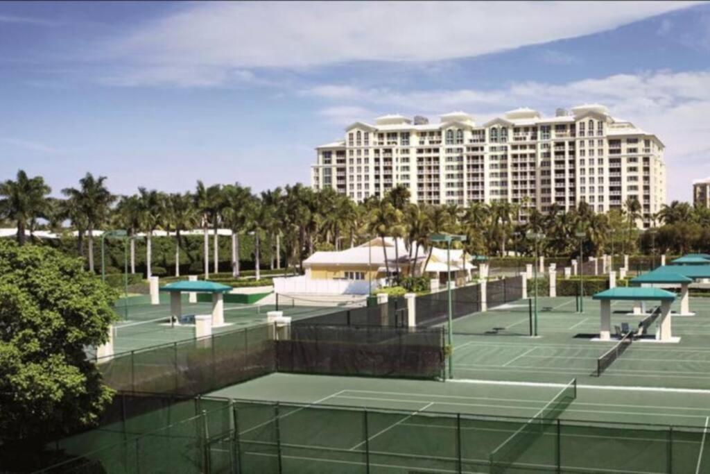 Charming 5 Star Condo Unit Situated At Ritz Carlton-Key Biscayne Miami Exterior photo